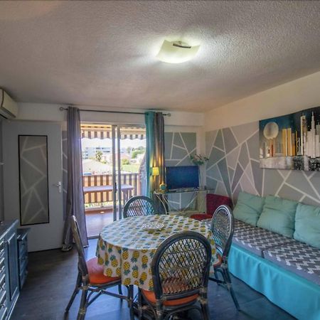 Cosy 35 M2 With Balcony In A Quiet Residence Fréjus Extérieur photo